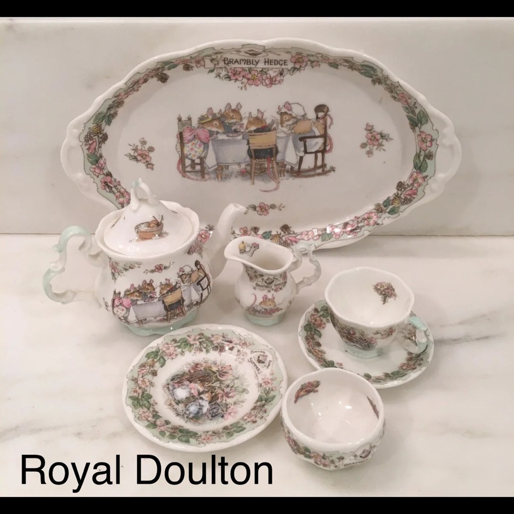 royal doulton BRAMBLY HEDGE TEA SET